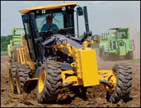 Deere's New 872D Deere's New 872D